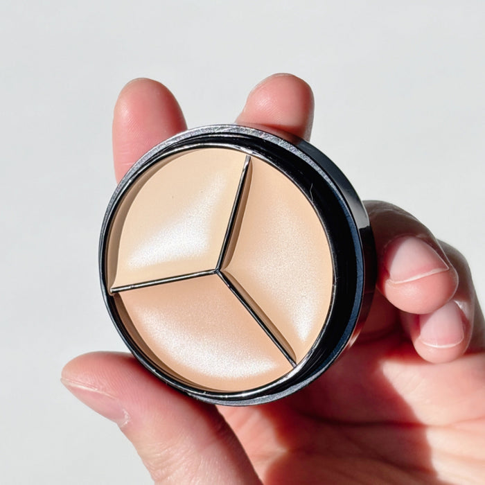 LOVELY CC - Magic Cover Cheat Concealer