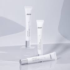 RNW - Der.Blanc Eye Contour Cream