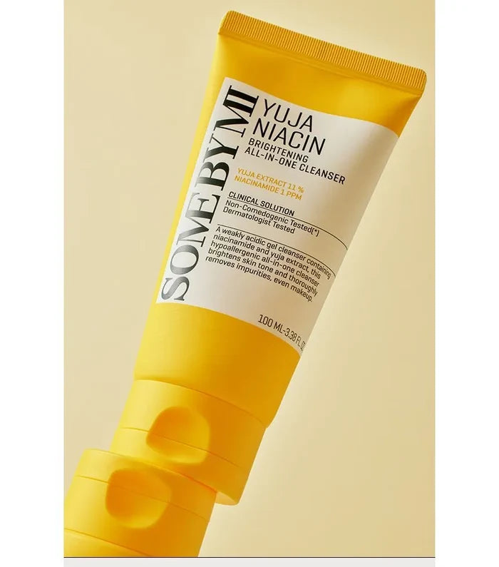 SOME BY MI - Yuja Niacin Brightening All-In-One Cleanser